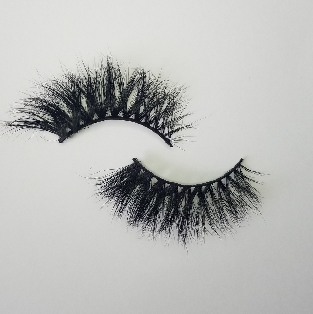 Savage 3d mink lashes